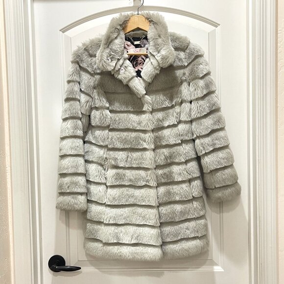 Eliza J Faux Fur Coat Jacket Petite Small Gray Silver Floral Lining - Picture 4 of 11